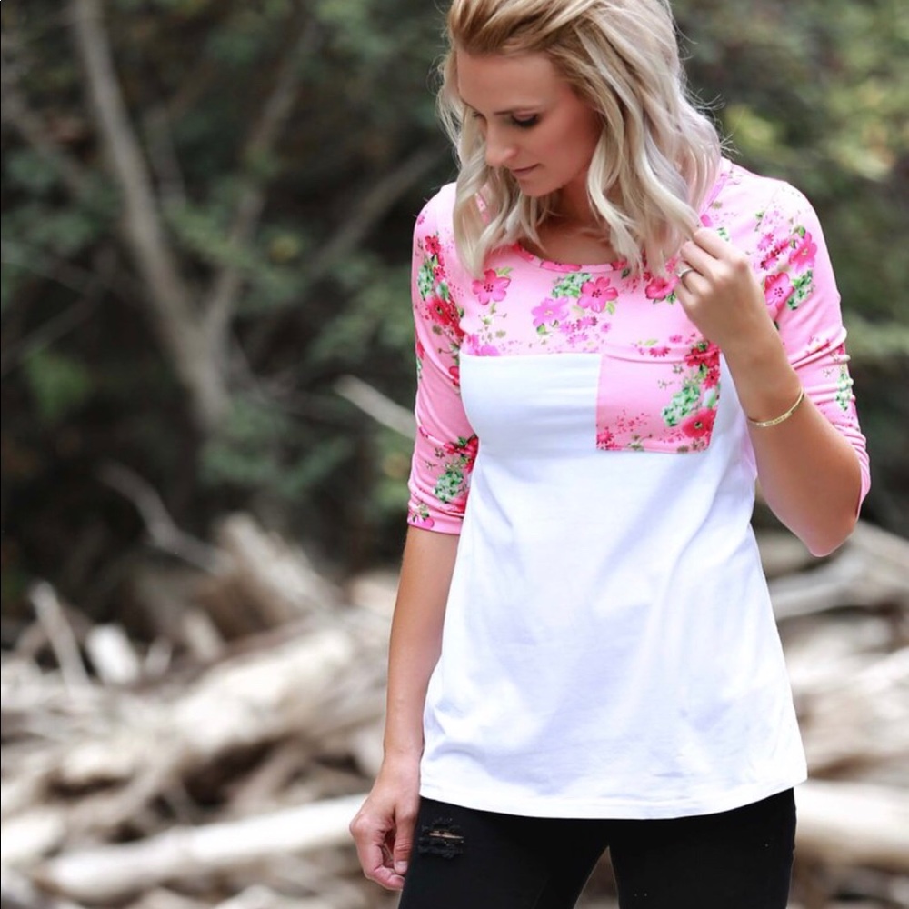 🆕 3/4 Sleeve Floral Pocketed Tee